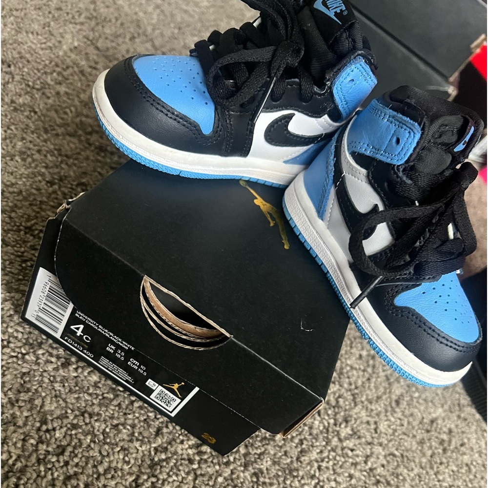 Jordan 1 Retro Toddler sz4